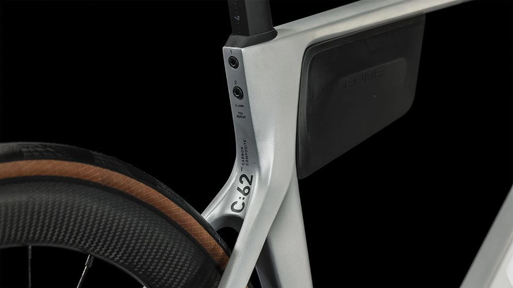 Cube Agree C:62 SLT Silver´n´black Road Bike Carbon | Bike-Discount 4 Cube Agree C:62 SLT Silver´n´black Road Bike Carbon | Bike-Discount - Image 4