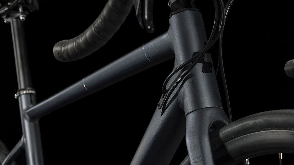 Cube Axial WS Race Metalblack´n´rainbow Women's Road Bike | Bike-Discount 5 Cube Axial WS Race Metalblack´n´rainbow Women's Road Bike | Bike-Discount - Image 5