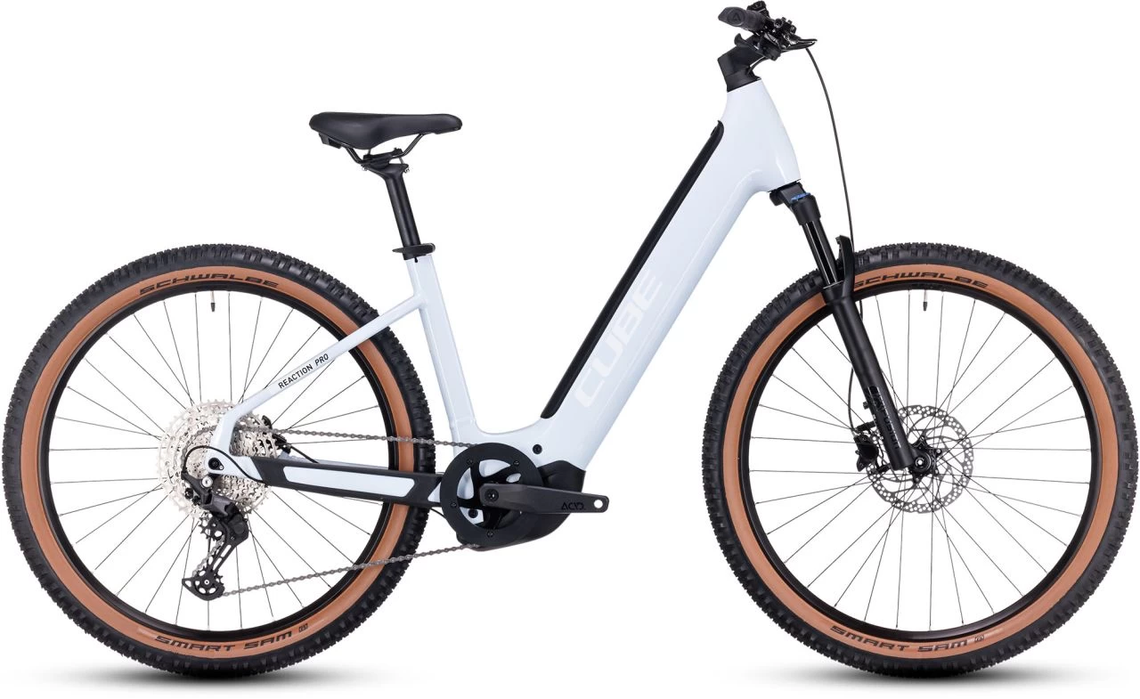 Cube Reaction Hybrid Pro 625 Easy Entry Flashwhite´n´black E-Bike Hardtail Ladies | Bike-Discount 1 Cube Reaction Hybrid Pro 625 Easy Entry Flashwhite´n´black E-Bike Hardtail Ladies | Bike-Discount