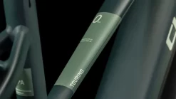 Cube Touring Hybrid ONE 625 Lady Darkgreen'n'green E-Bike Trekking | Bike-Discount -Cube Bicycle cube 631062 20118984 Touring Hybrid ONE 625 Lady darkgreen n green 3 1280x1280